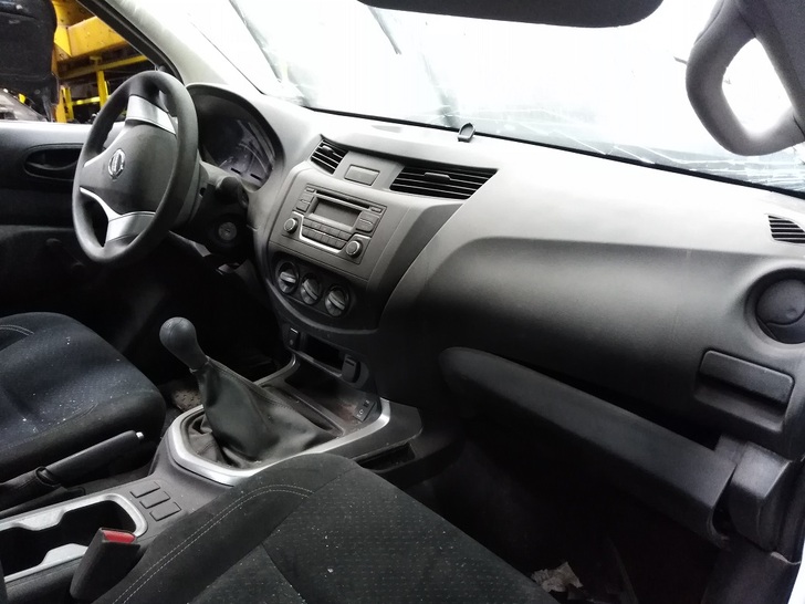  Nissan NP300 2015    EN DESARME